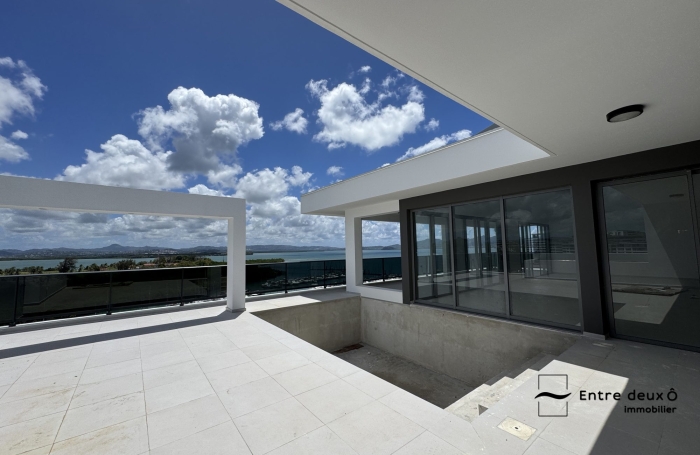 Vente Appartement 237.80m&sup2; 4 pièces Fort de france