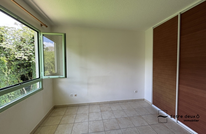Vente Appartement 66.97m&sup2; 3 pièces Fort de france