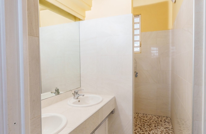Vente Maison 167.65m&sup2; 7 pièces Fort de france