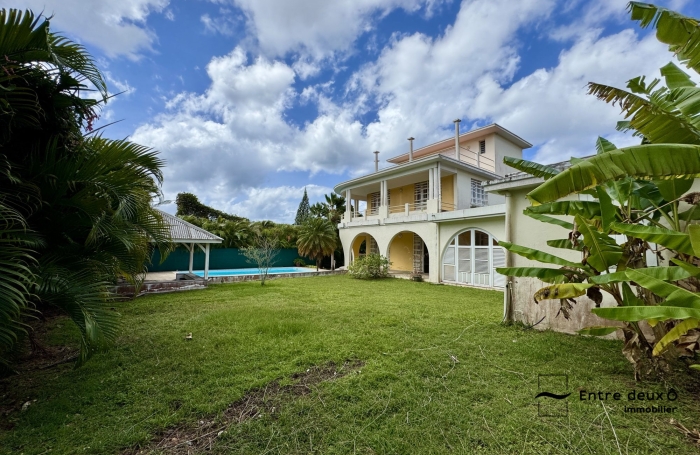 Vente Maison 167.65m&sup2; 7 pièces Fort de france