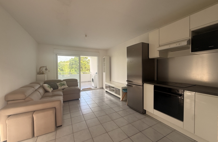 APPARTEMENT F2 MEUBL&Eacute; ET EQUIP&Eacute; AVEC VUE DEGAGEE - TERREVILLE - SCHOELCHER