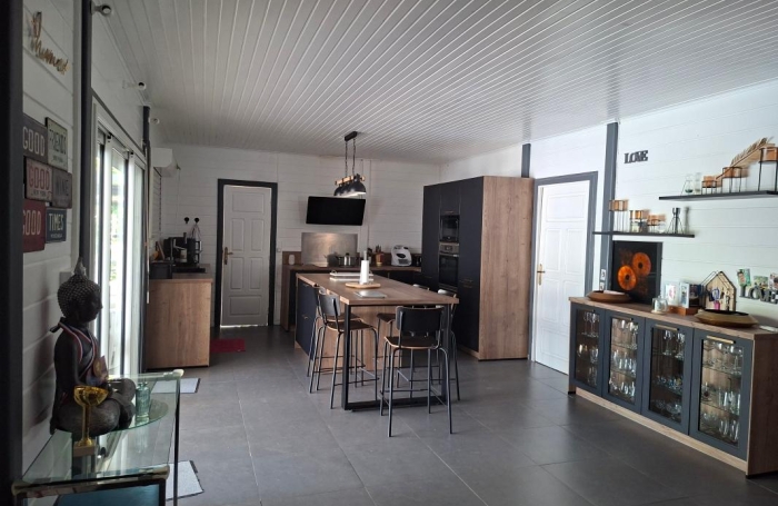 Location Maison 264m&sup2; 6 pièces Le Lamentin