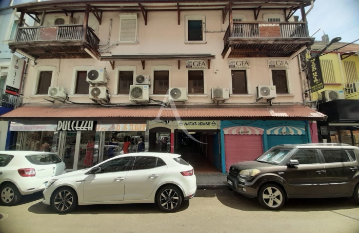 Vente Local commercial 14m&sup2; Fort de france