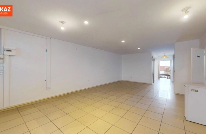 Location Local commercial 87.90m&sup2; 2 pièces Saint-Pierre