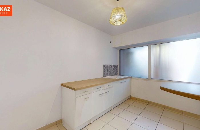 Location Local commercial 87.90m&sup2; 2 pièces Saint-Pierre