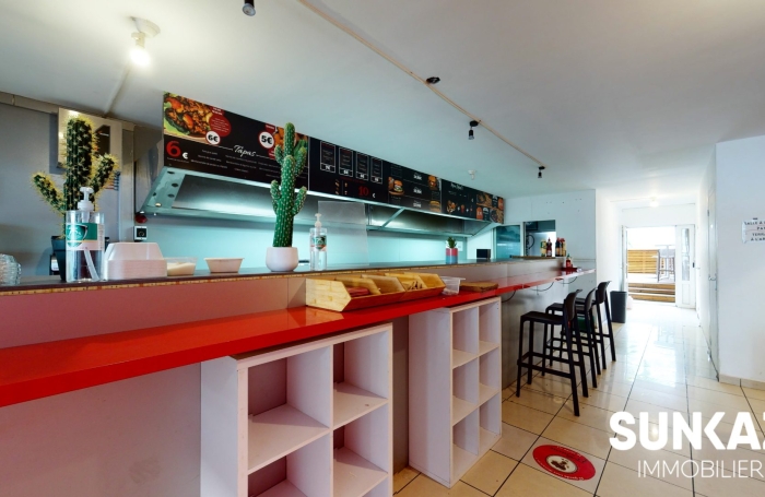 Location Local commercial 87.90m&sup2; 2 pièces Saint-Pierre
