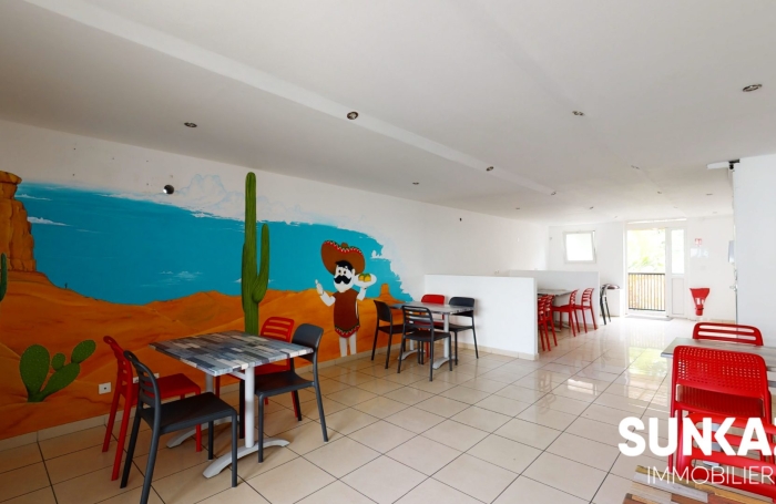 Location Local commercial 87.90m&sup2; 2 pièces Saint-Pierre
