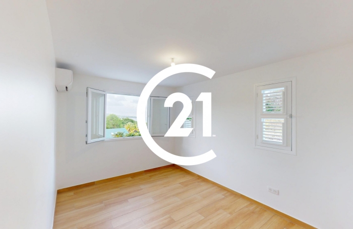 Location Maison 173.00m&sup2; 6 pièces Le Fran&ccedil;ois
