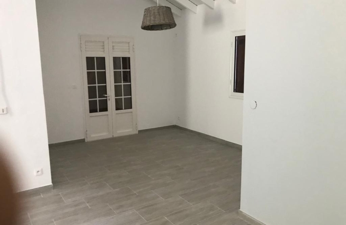MAISON Jumel&eacute;e T4 avec jardin plat et clotur&eacute;- LA WALLON