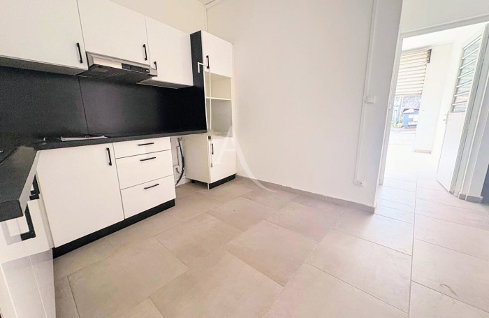 Location Appartement 42.89m&sup2; 2 pi&egrave;ces Saint-Esprit