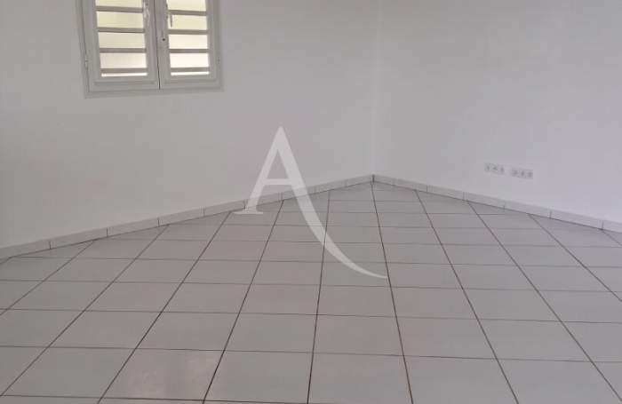 Location Maison 88.8m&sup2; 3 pi&egrave;ces Le Robert