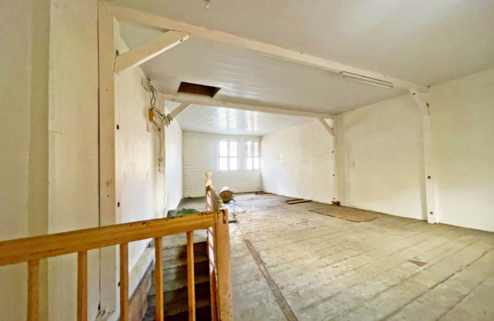 IMMEUBLE SUR 3 NIVEAUX - CENTRE VILLE FORT-DE-FRANCE