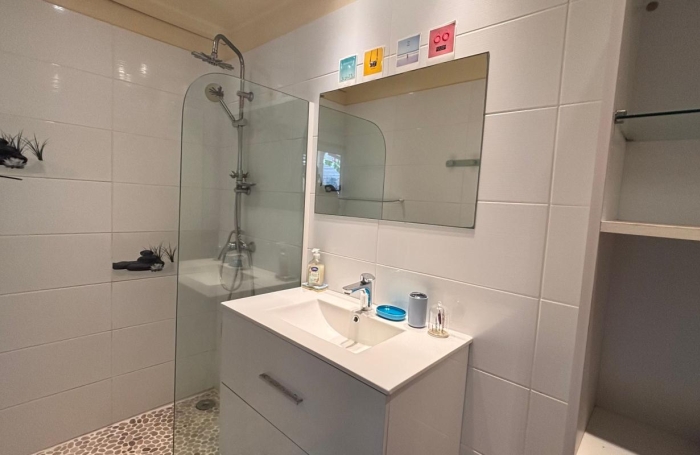 Vente Maison 214m&sup2; 5 pièces Le Diamant