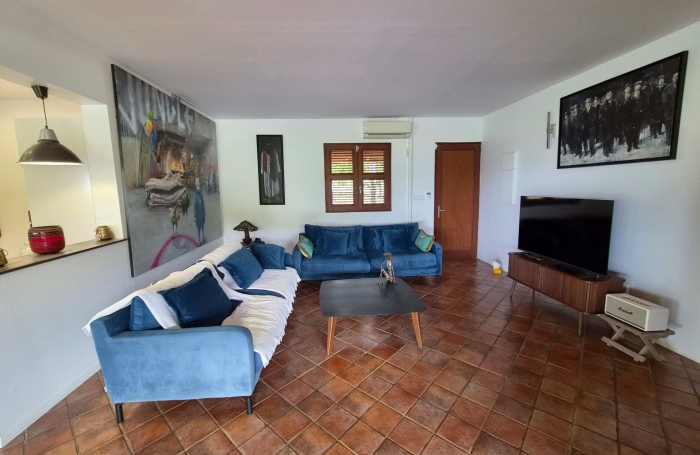 Villa de charme F4 + studio avec vue mer et piscine
