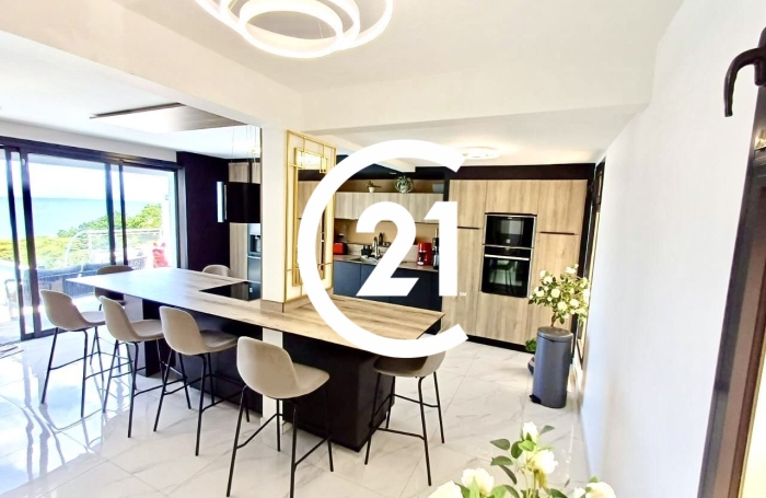 Vente Maison 223.20m&sup2; 6 pièces Schoelcher