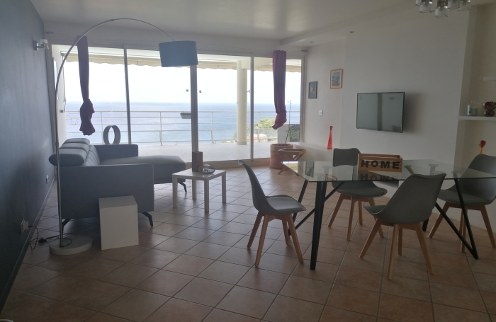 Schoelcher : immense appartement avec terrasse 3 pi&egrave;ces en location