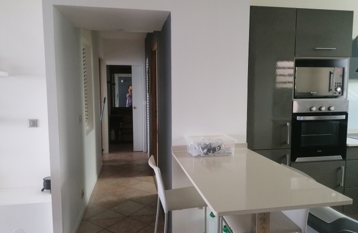 Schoelcher : immense appartement avec terrasse 3 pi&egrave;ces en location