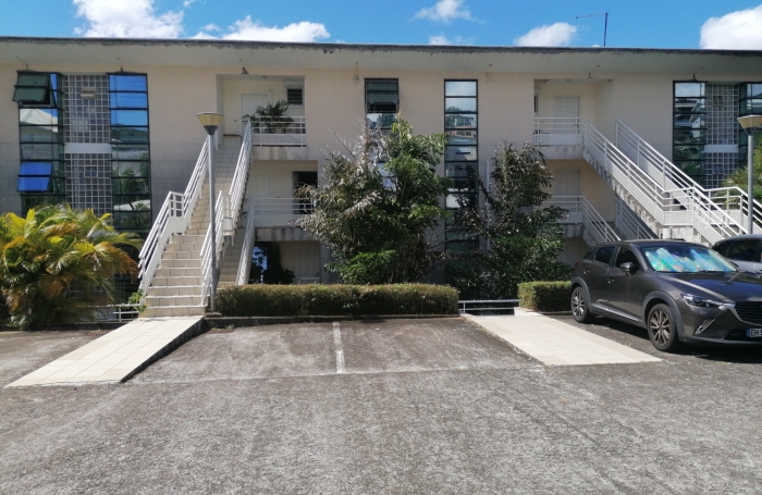 Schoelcher : immense appartement avec terrasse 3 pi&egrave;ces en location