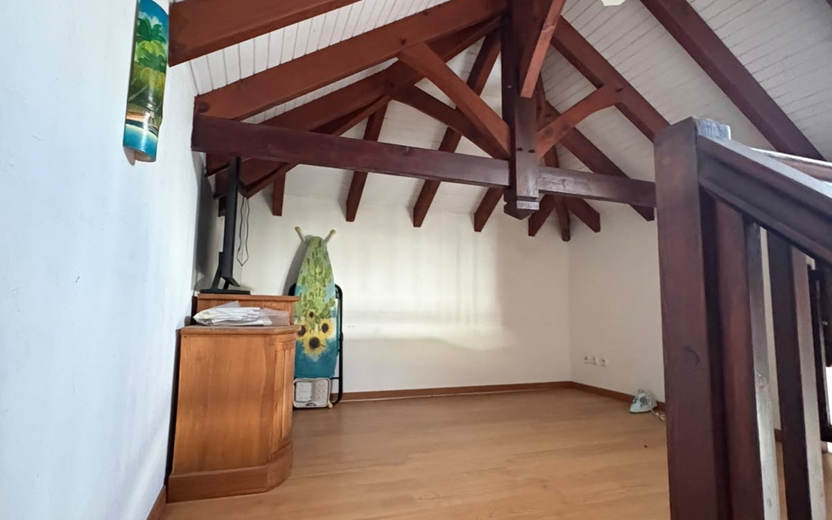 VILLA DE 3 LOGEMENTS INDEPENDANTS - TROIS ILETS : 550 000 &euro;