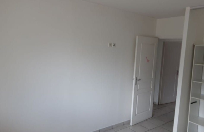 Vente Appartement 80m&sup2; 3 pièces Ducos