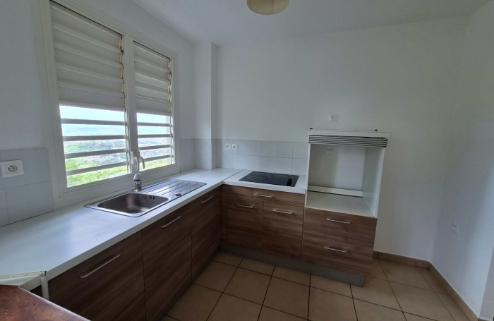 Lumineux F2 avec vue mer dans r&eacute;sidence senior