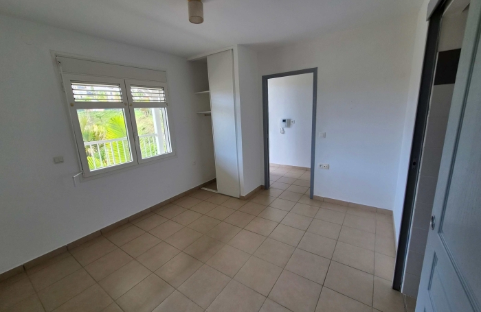 Lumineux F2 avec vue mer dans r&eacute;sidence senior