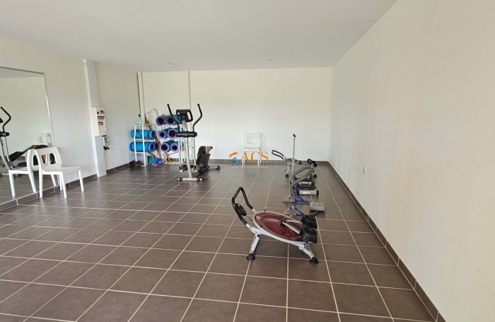 Lumineux F2 avec vue mer dans r&eacute;sidence senior