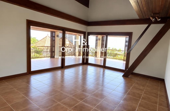 Vente Maison 260m&sup2; 6 pièces Case-Pilote