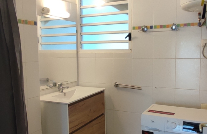 T2 au bourg des Trois-&icirc;lets