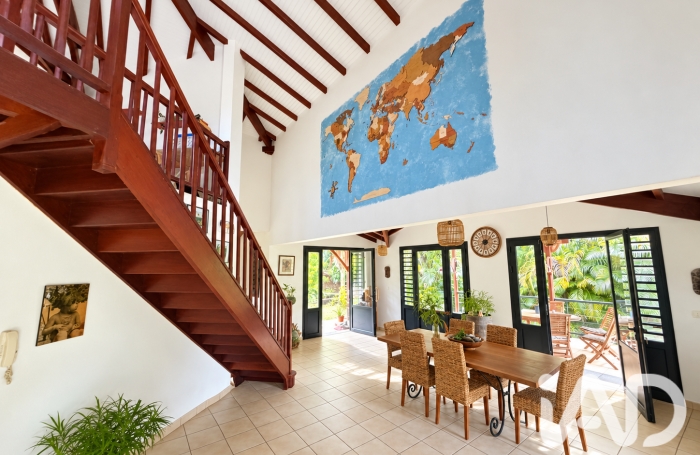 Vente Maison 194m&sup2; 5 pièces Sainte Marie