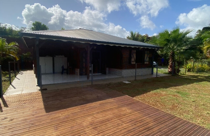 Location Local commercial 80m&sup2; La Trinit&eacute;