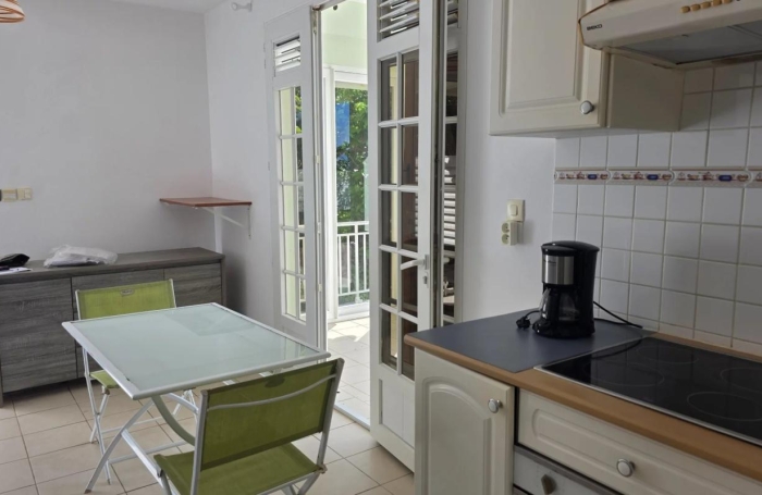 Location Appartement 2 pièces Rivi&egrave;re Sal&eacute;e