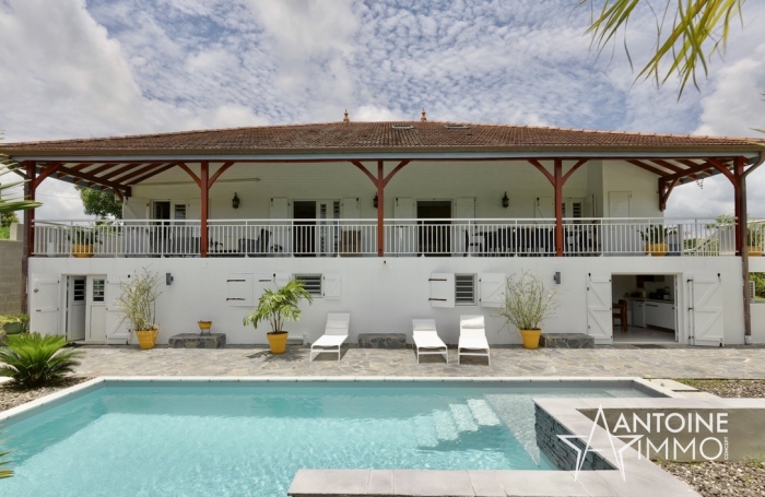 EXCLUSIVITE -  PROPRIETE D'EXCEPTION -  JARDIN DE 8790 M2