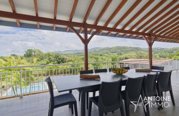 EXCLUSIVITE -  PROPRIETE D'EXCEPTION -  JARDIN DE 8790 M2