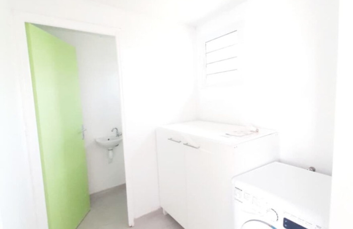 Location Appartement 37.32m&sup2; 2 pi&egrave;ces Rivi&egrave;re Sal&eacute;e
