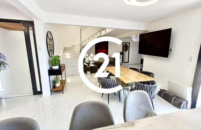 Vente Maison 223.20m&sup2; 6 pièces Schoelcher
