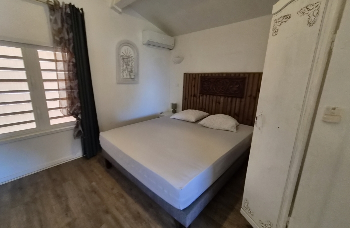 Appartement F2/F3 meubl&eacute; avec vue mer dans r&eacute;sidence avec piscine