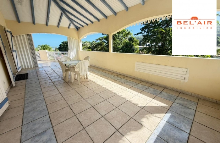 Vente Maison 210.00m&sup2; 6 pièces Le Robert