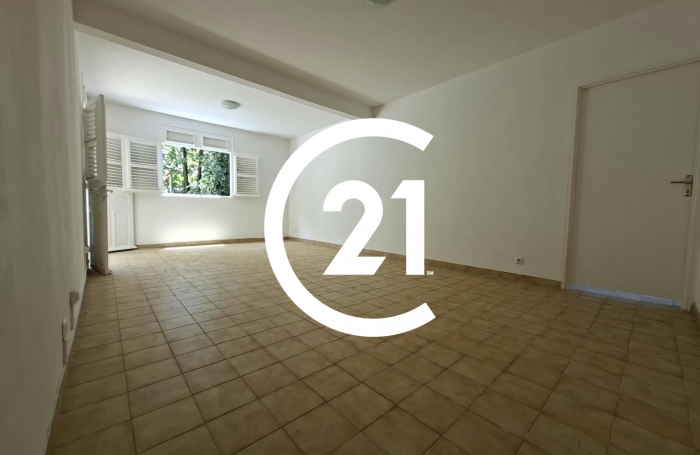 Location Appartement 69.61m&sup2; 3 pièces Le Lamentin