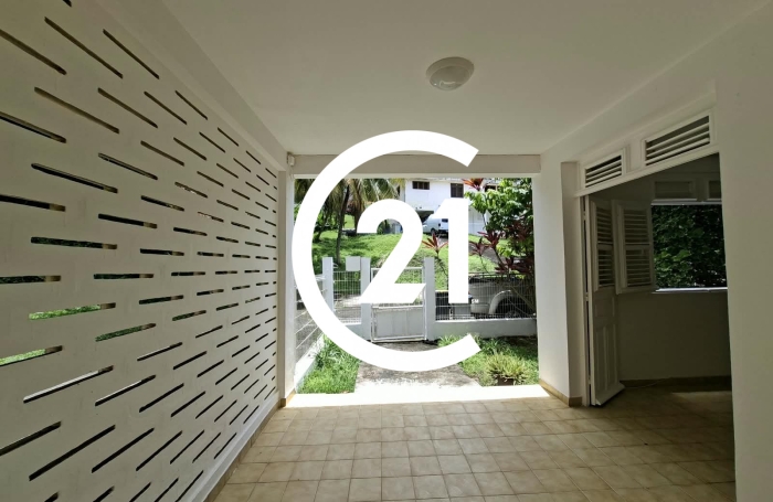 Location Appartement 69.61m&sup2; 3 pièces Le Lamentin