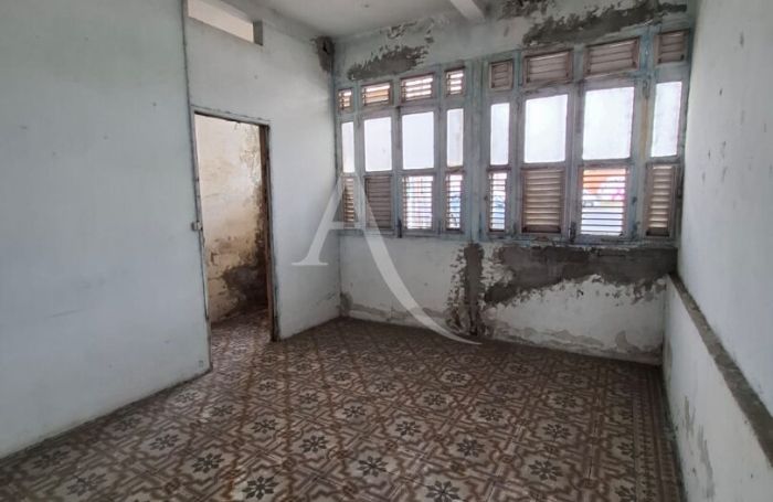Vente Immeuble 166m&sup2; 7 pi&egrave;ces Saint-Esprit