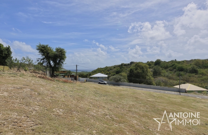Exclusivit&eacute; - Terrain constructible 1000 m2