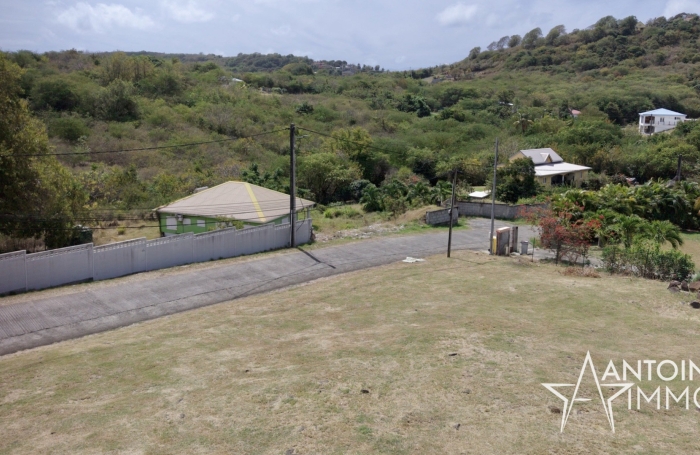 Exclusivit&eacute; - Terrain constructible 1000 m2