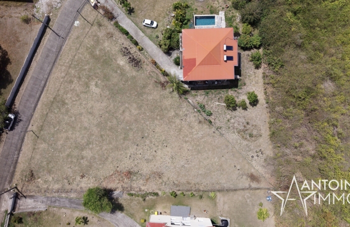 Opportunit&eacute; - Terrain constructible 808 m2