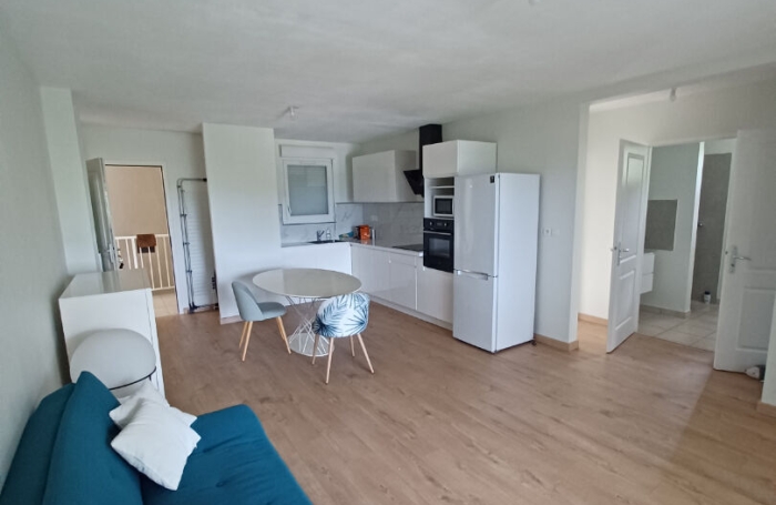 Location Appartement 56m&sup2; 3 pi&egrave;ces La Trinit&eacute;