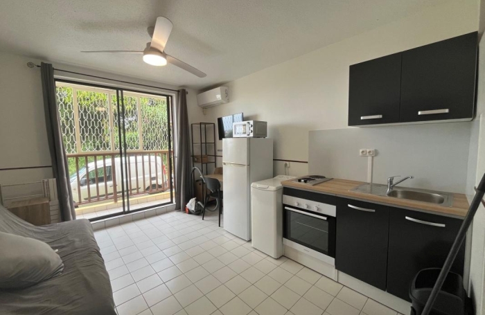Location Appartement 17.46m&sup2; 1 pièce Fort de france