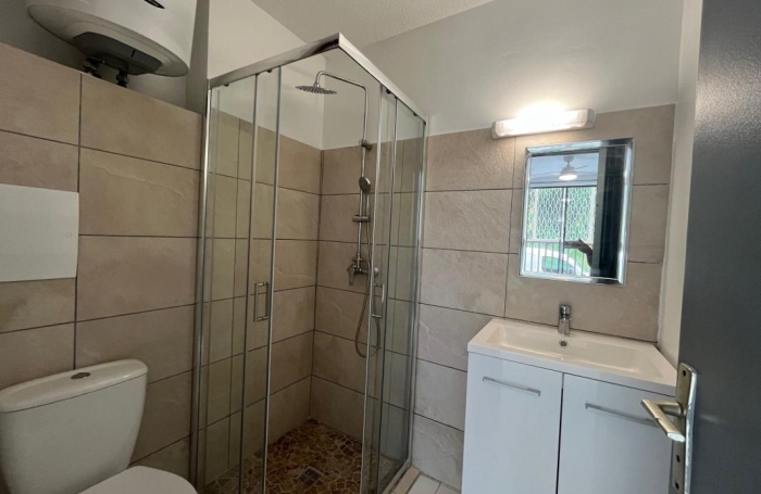 Location Appartement 17.46m&sup2; 1 pièce Fort de france