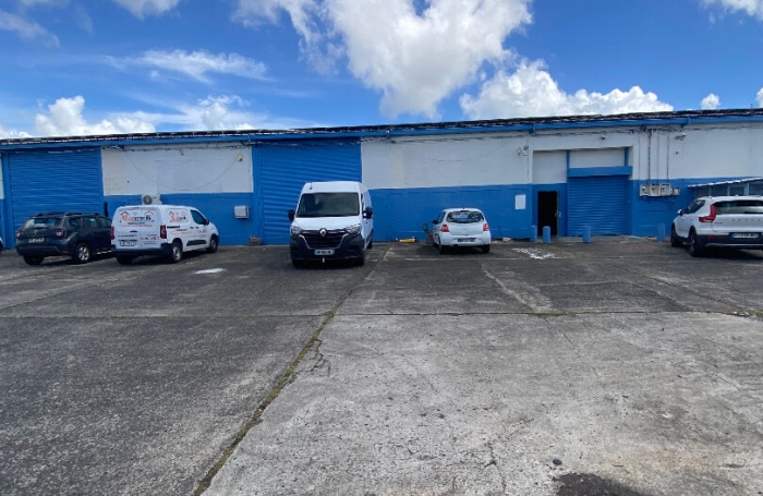 Location Entrepot 260m&sup2; Fort de france