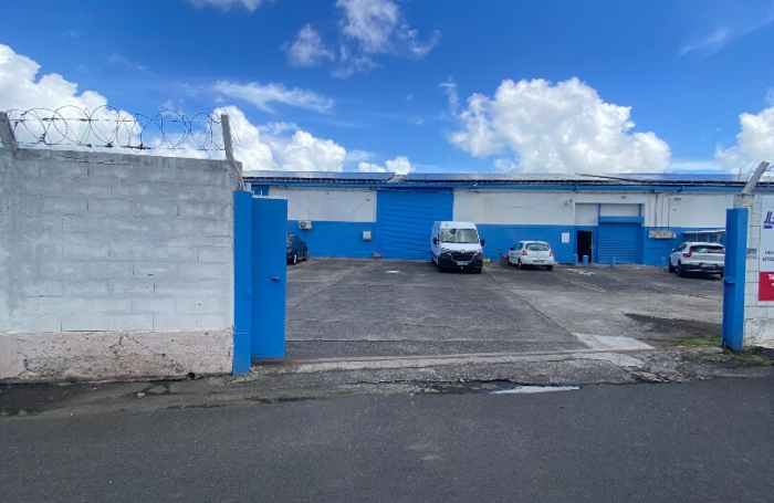 Location Entrepot 260m&sup2; Fort de france