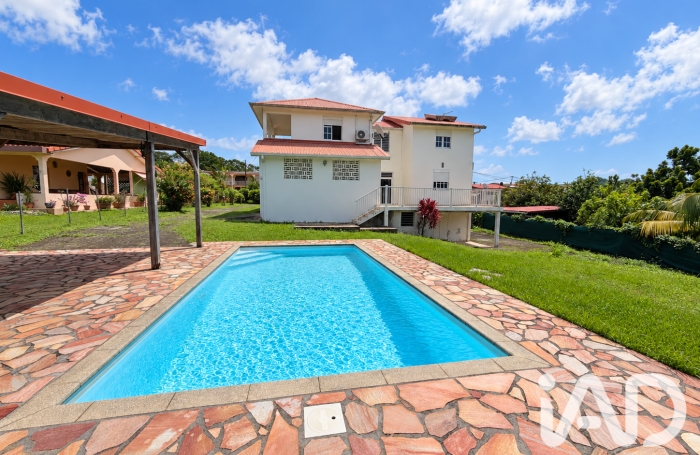 Location Maison 176m&sup2; 6 pièces Le Robert